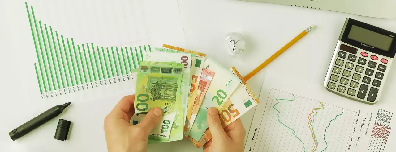 Зачем смягчили требования об обязательной продаже валютной выручки экспортерами?