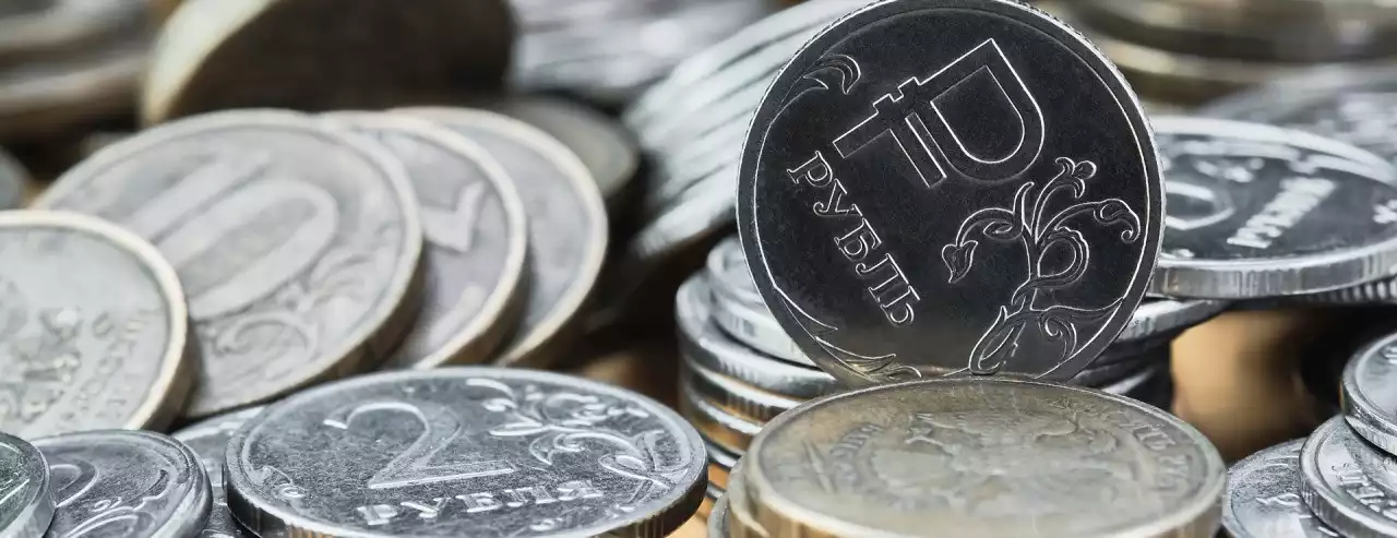 Поможет ли продажа валютной выручки укрепить рубль?